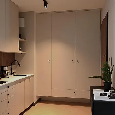 Center - Amber Sky By Apartmore 4*
