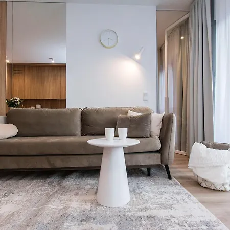 Center - Amber Sky By Apartmore Appart hôtel