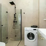 Center - Amber Sky By Apartmore 4* Γκντανσκ