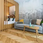 Center - Amber Sky By Apartmore 4* Γκντανσκ
