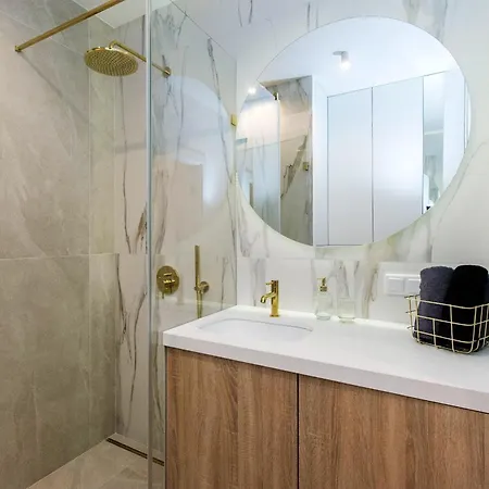 Center - Amber Sky By Apartmore Aparthotel 4*