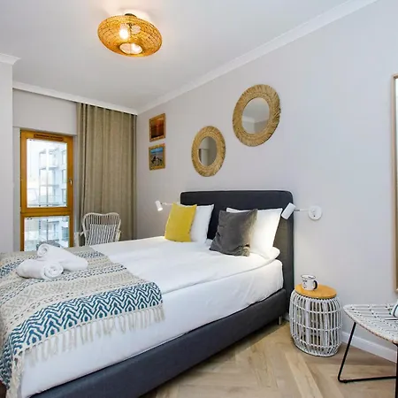 Center - Amber Sky By Apartmore Apartahotel 4*