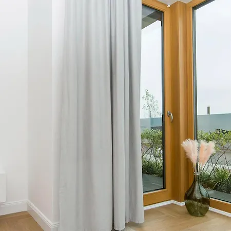 Center - Amber Sky By Apartmore 4*