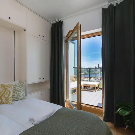 Center - Amber Sky By Apartmore 4*
