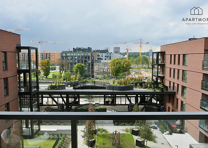 Center - Amber Sky By Apartmore アパートホテル グダニスク