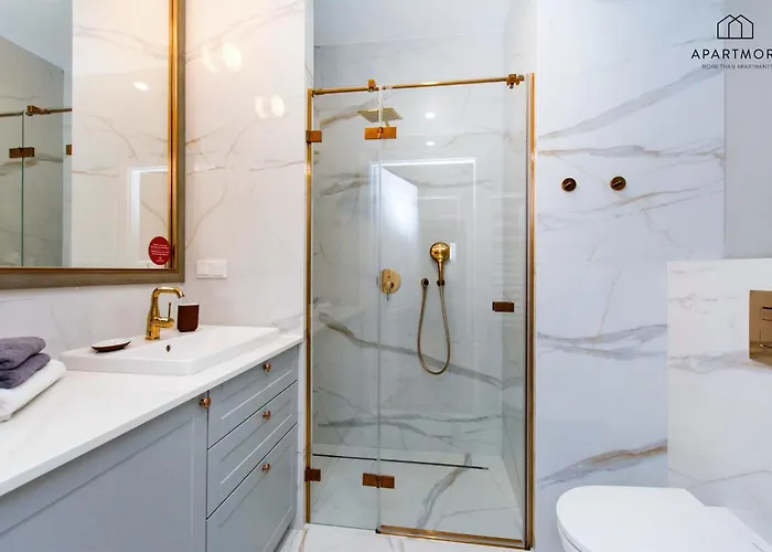 アパートホテル Center - Amber Sky By Apartmore