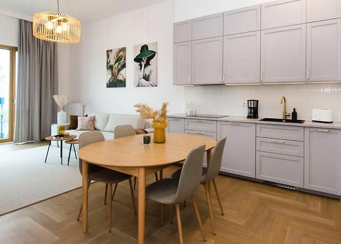 Lägenhetshotell Center - Amber Sky By Apartmore