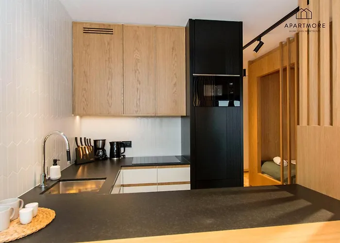 Center - Amber Sky By Apartmore Lägenhetshotell Gdańsk